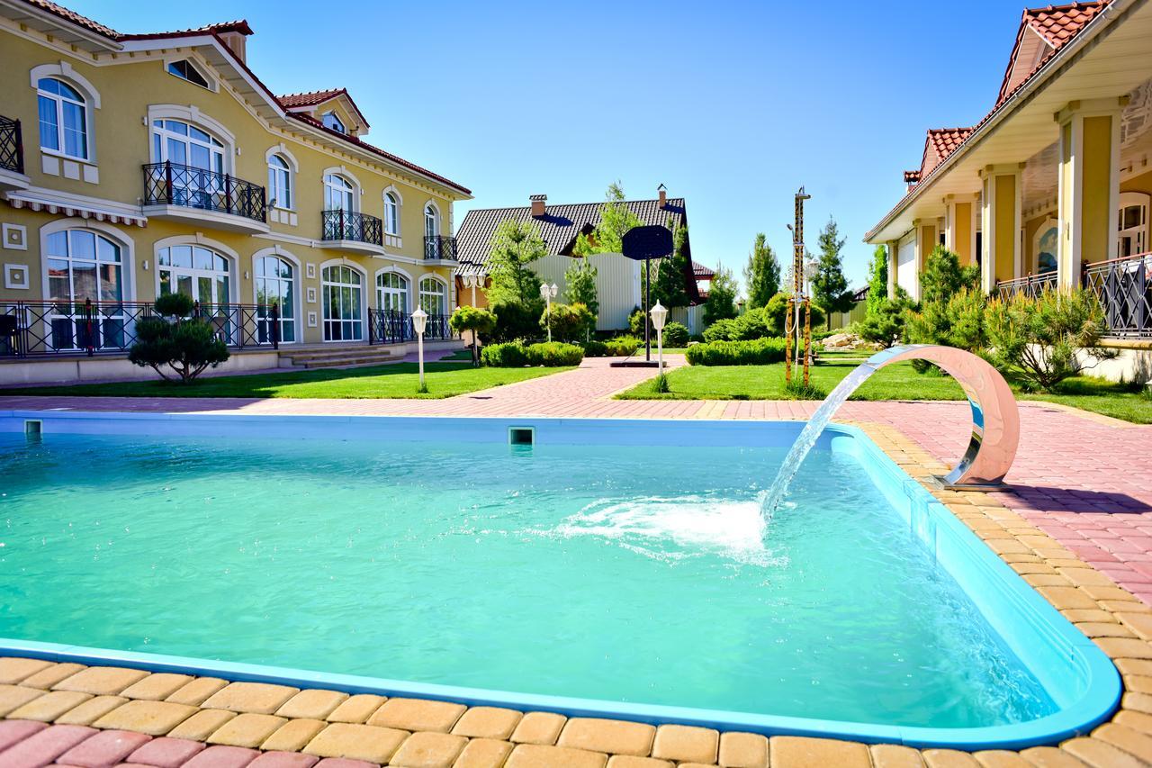 Hotel Villa Venice Vinnytsia Exteriör bild