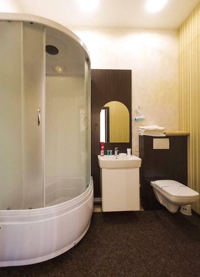 Hotel Villa Venice Vinnytsia Exteriör bild